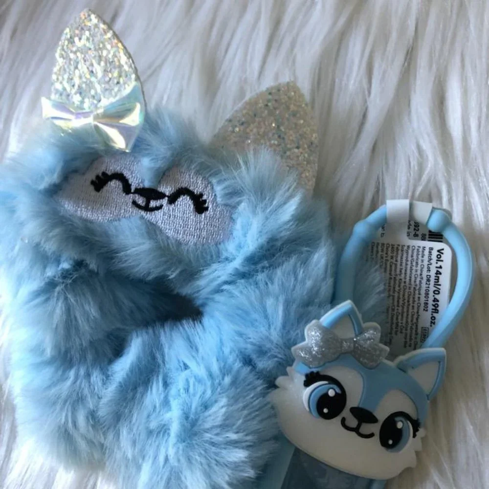Claire’s Blue Huskey Accessory Set